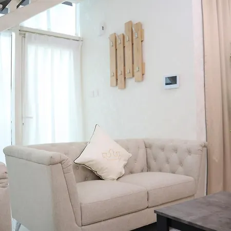 Chalet 2Br Duplex Apartment In Masdar City Abu Dhabi Exterior photo